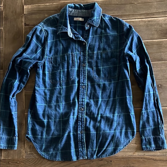 Faherty Button Down - Picture 1 of 7